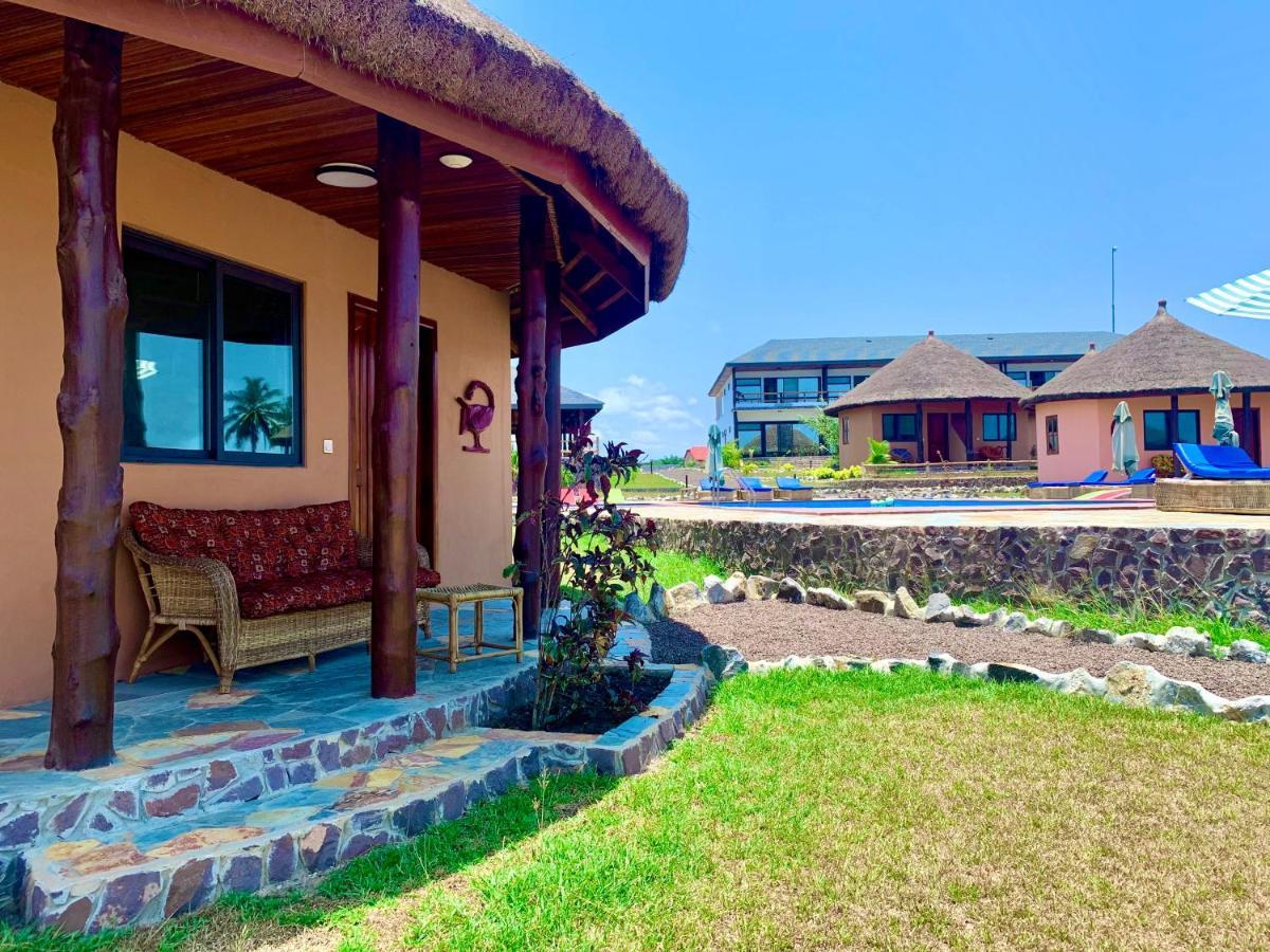 Lemon Beach Resort Elmina Buitenkant foto